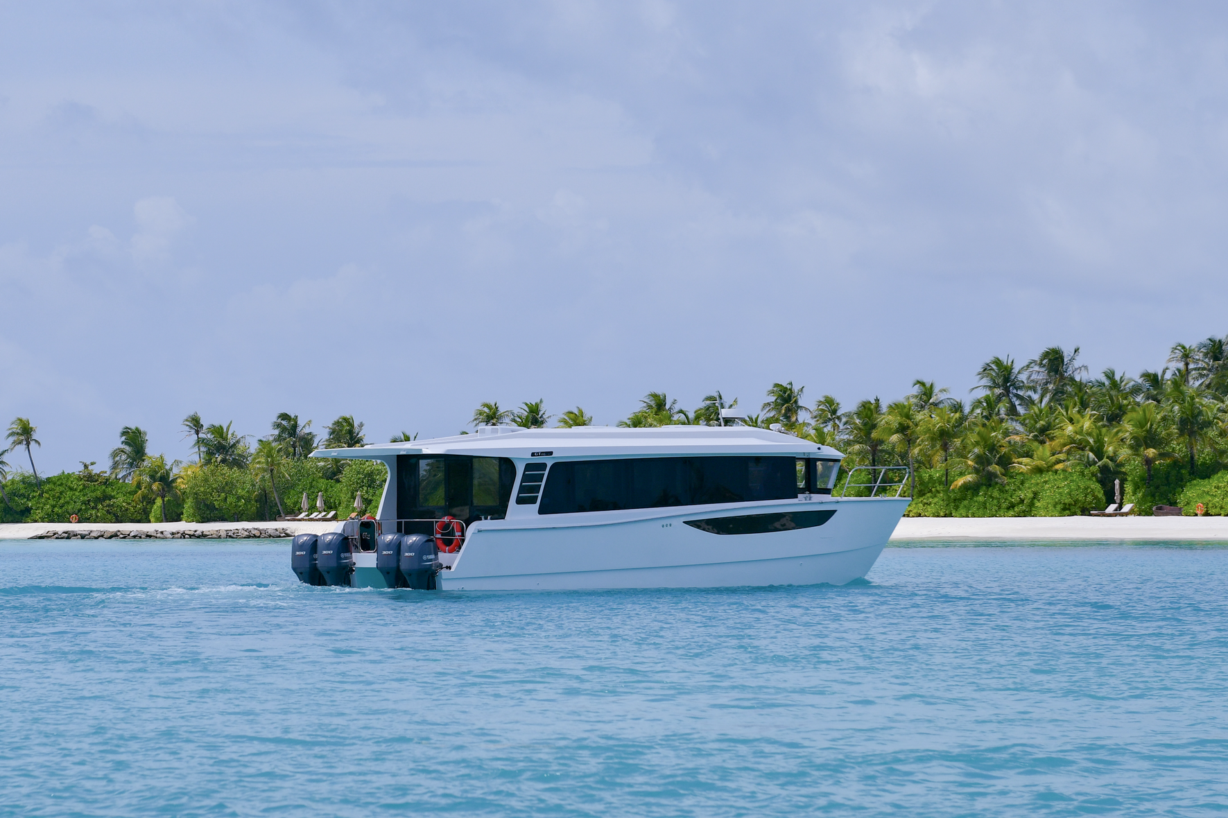 Touring 46GT_Gulf Craft Maldives (4)