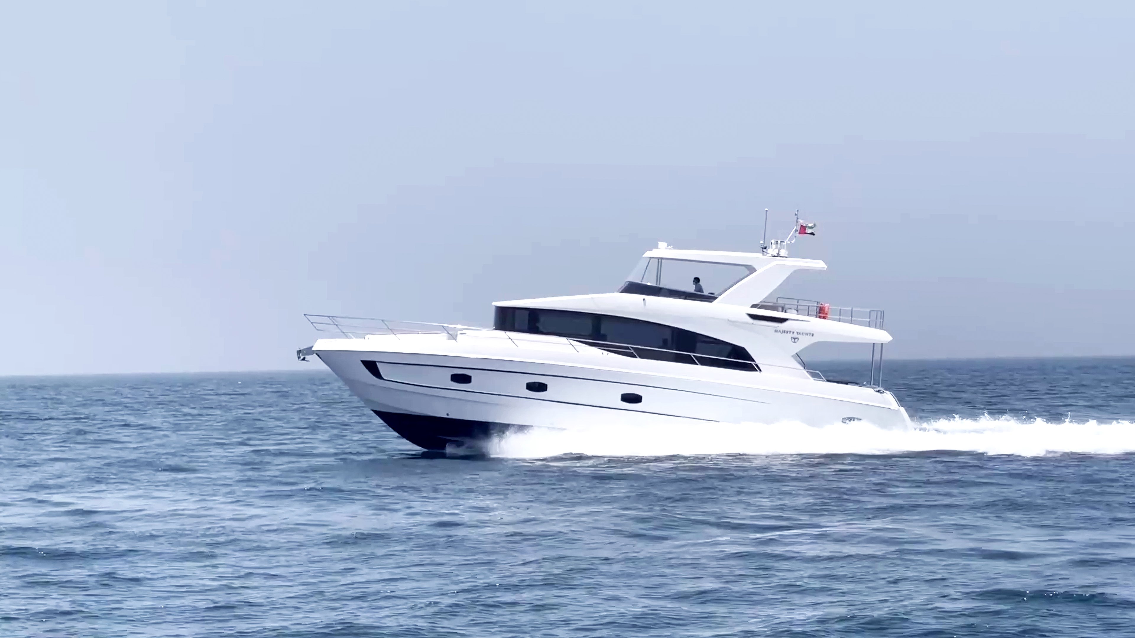 Majesty_62_M_Profile_01