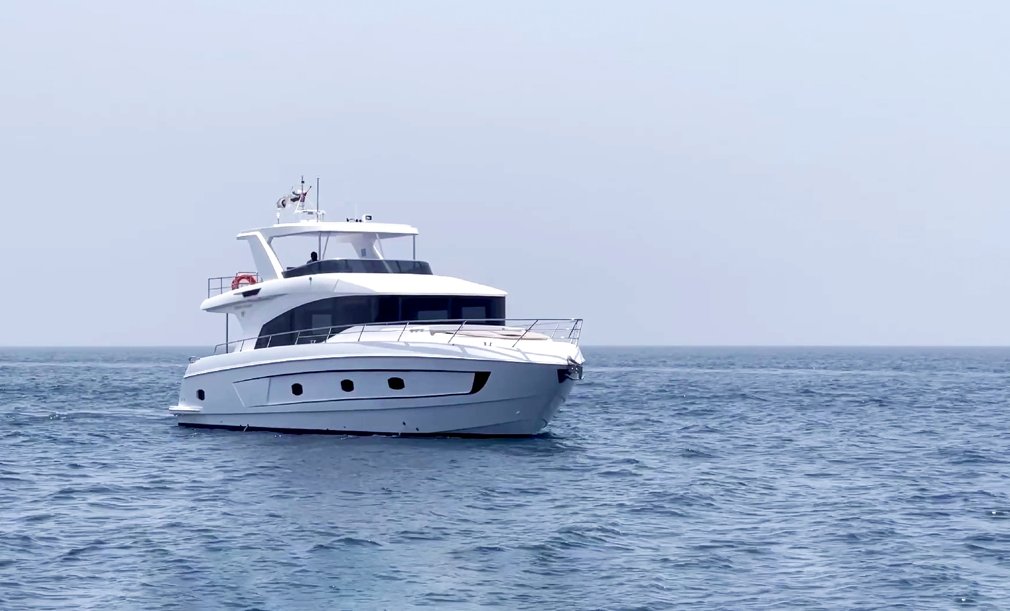 Majesty_62_M_Profile_03-1