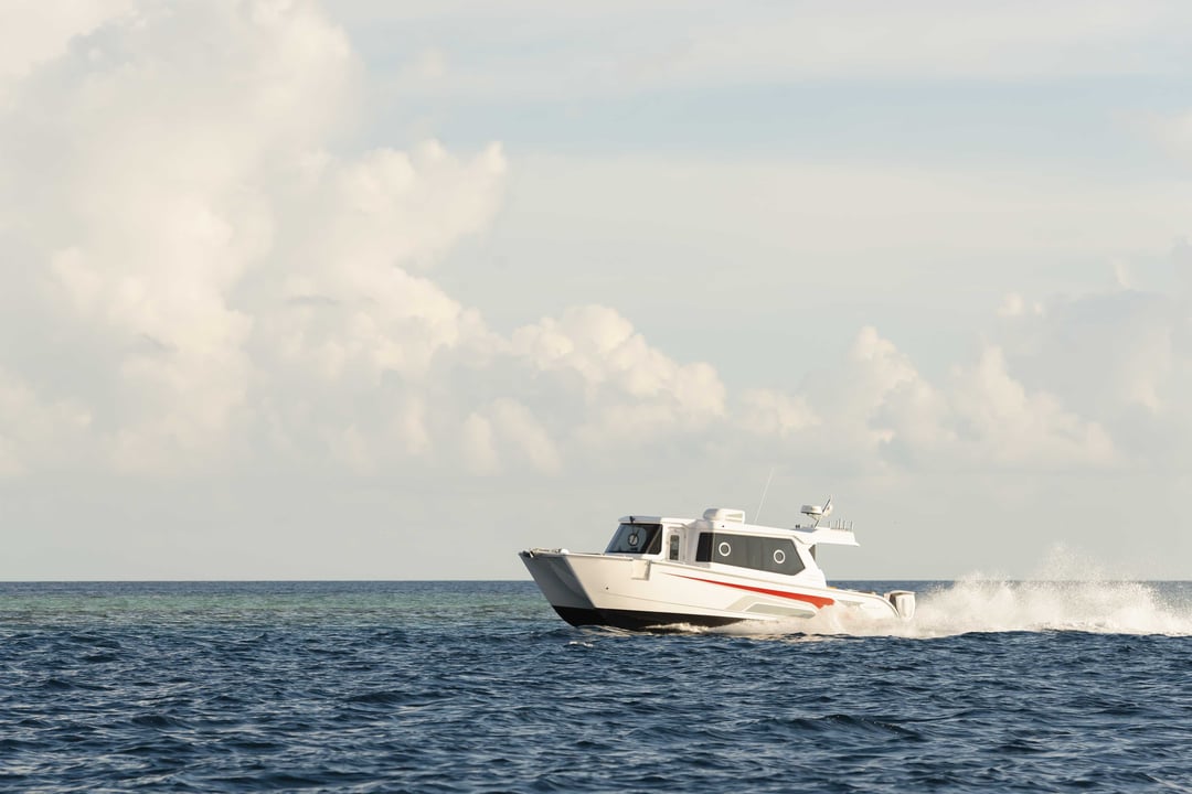 SilverCat 34 LUX _ Maldives _ DSLR 10