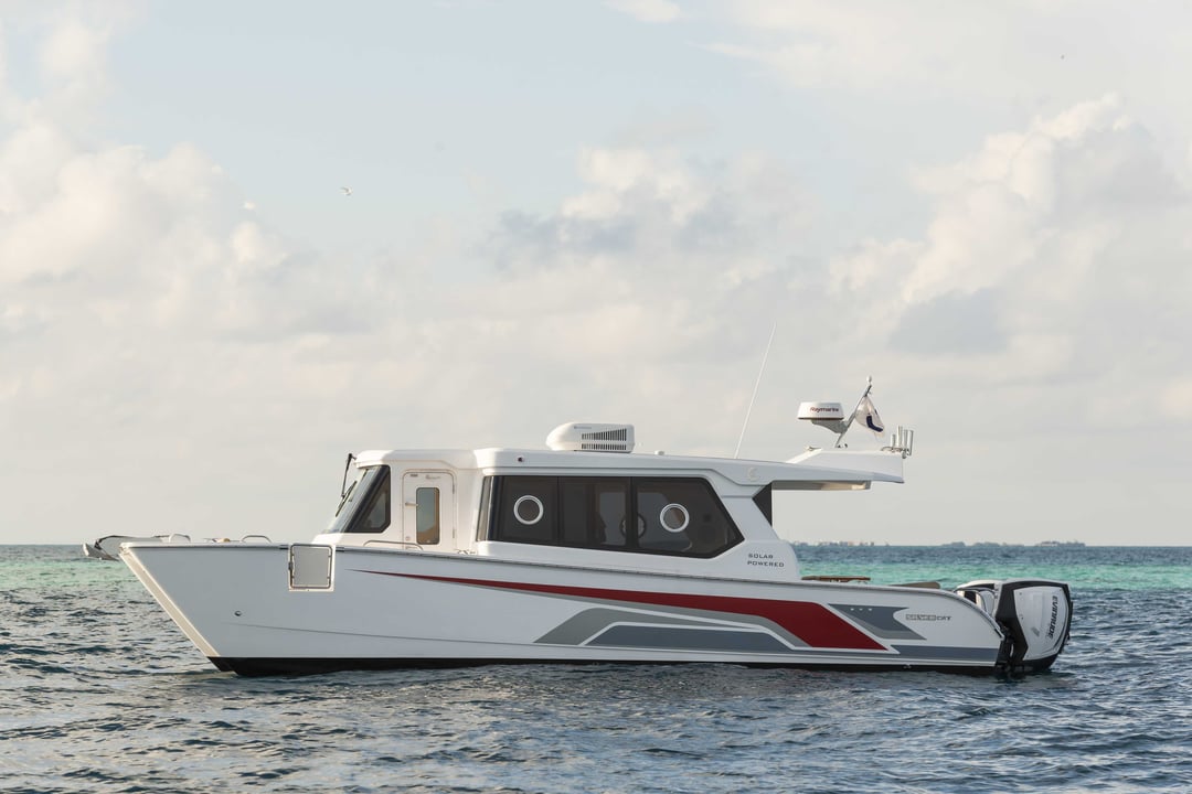 SilverCat 34 LUX _ Maldives _ DSLR 2