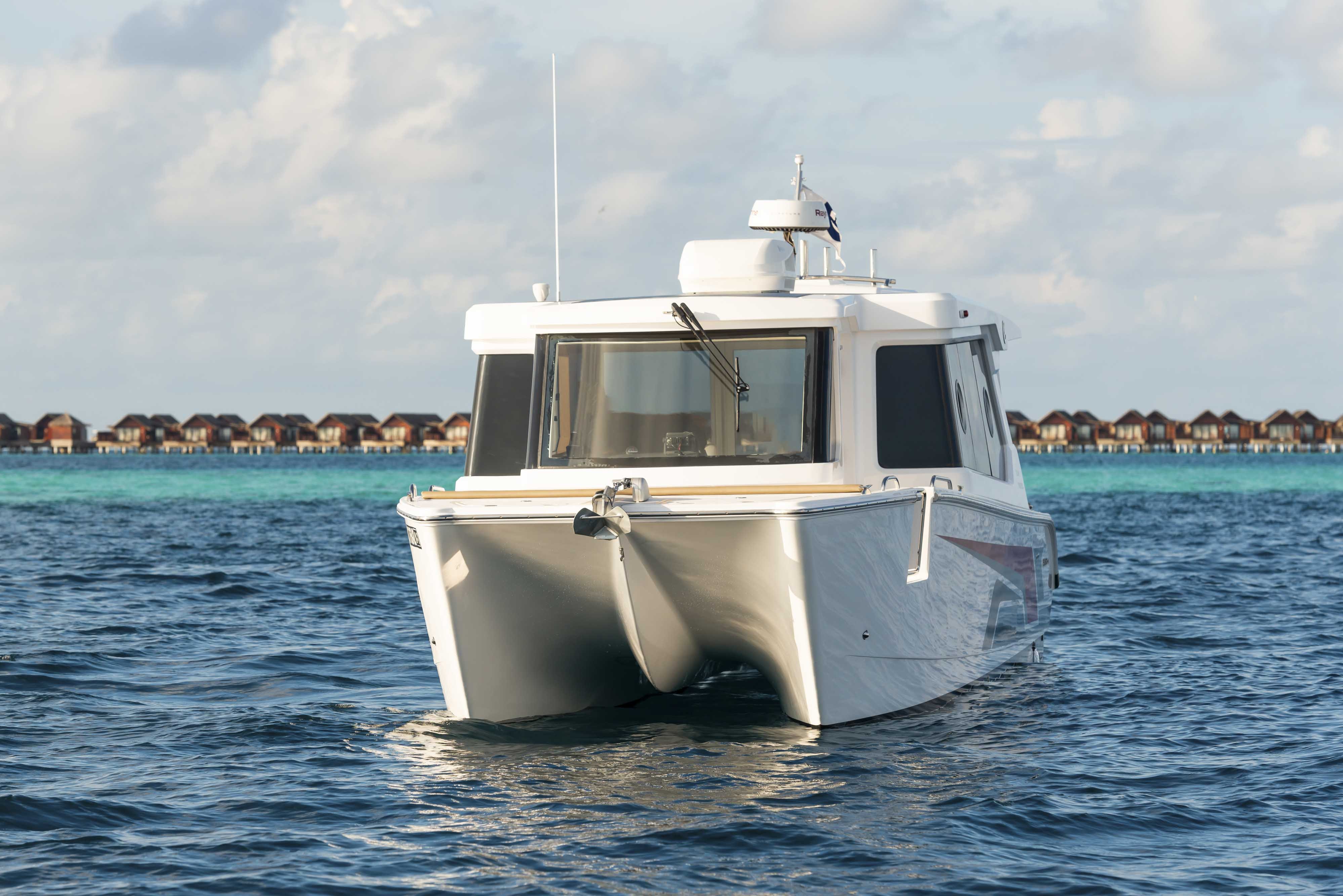 SilverCat 34 LUX _ Maldives _ DSLR 3