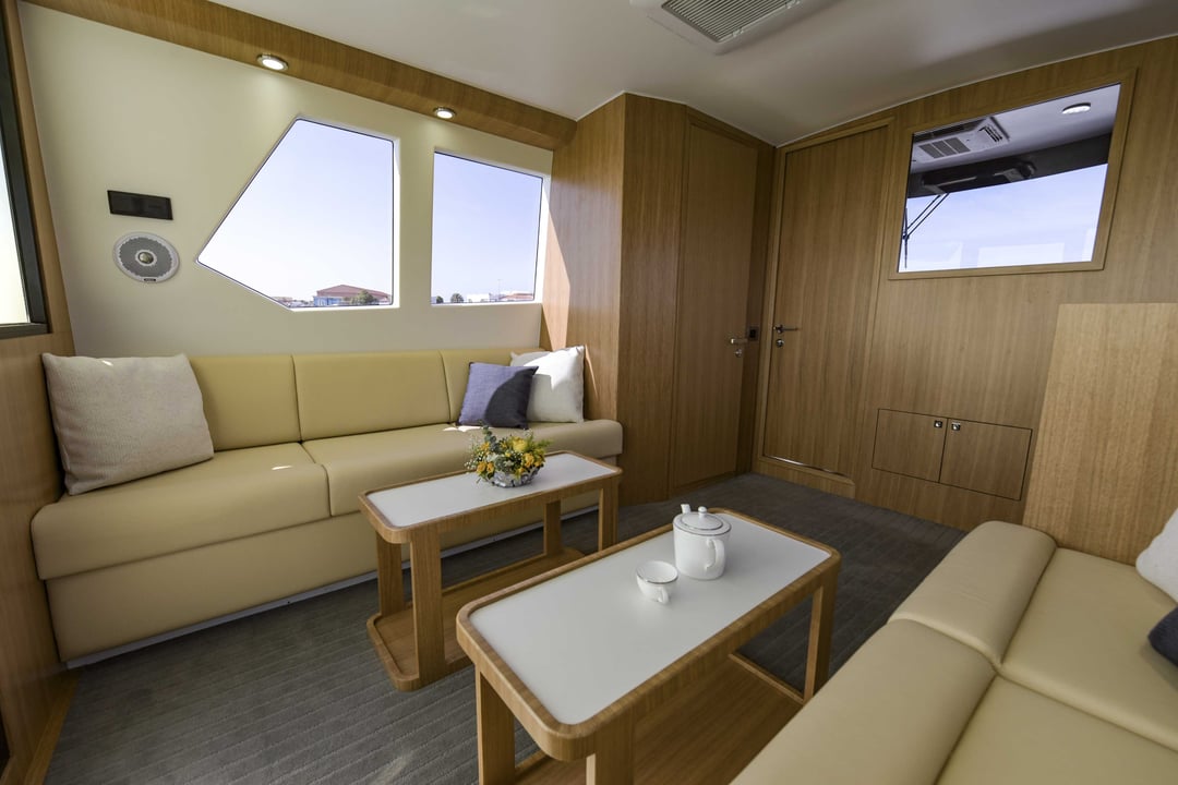 Saloon (3)